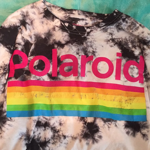 Polaroid Crop Top Pullover - Picture 2 of 3